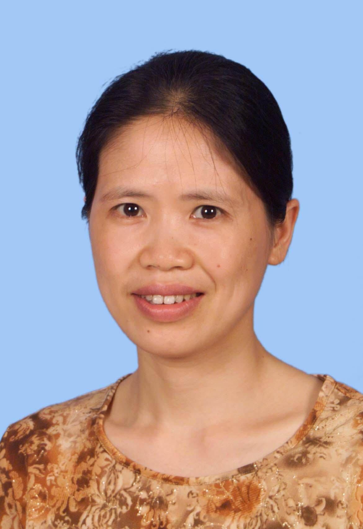 许 华