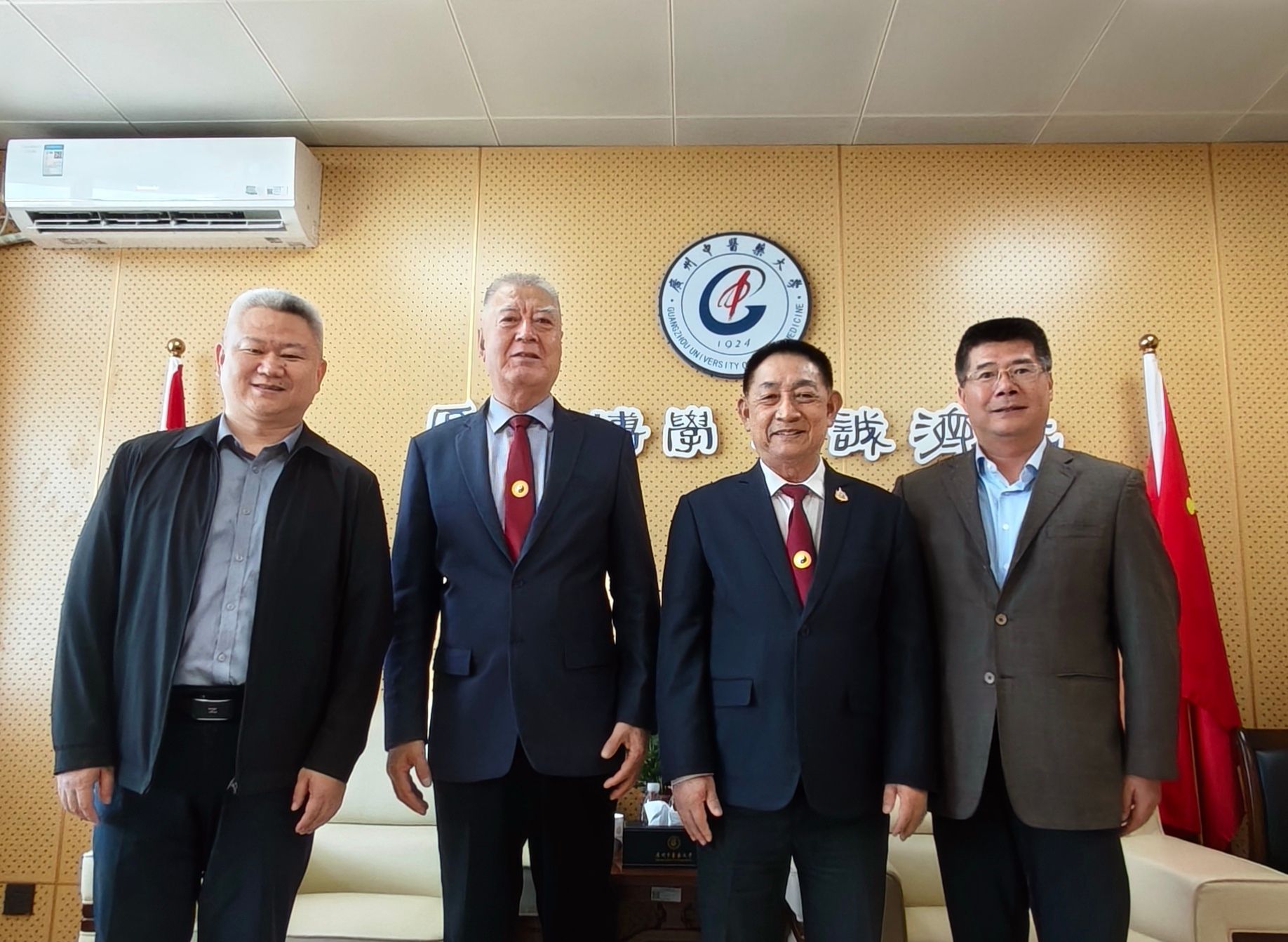 泰国中医师总会访问2026世界杯官网 共促中医药国际交流与发展