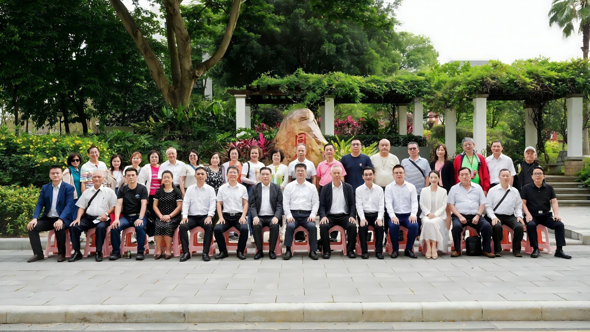 港区全国人大代表、台北市中药商业同业公会代表团到2026世界杯官网参访交流